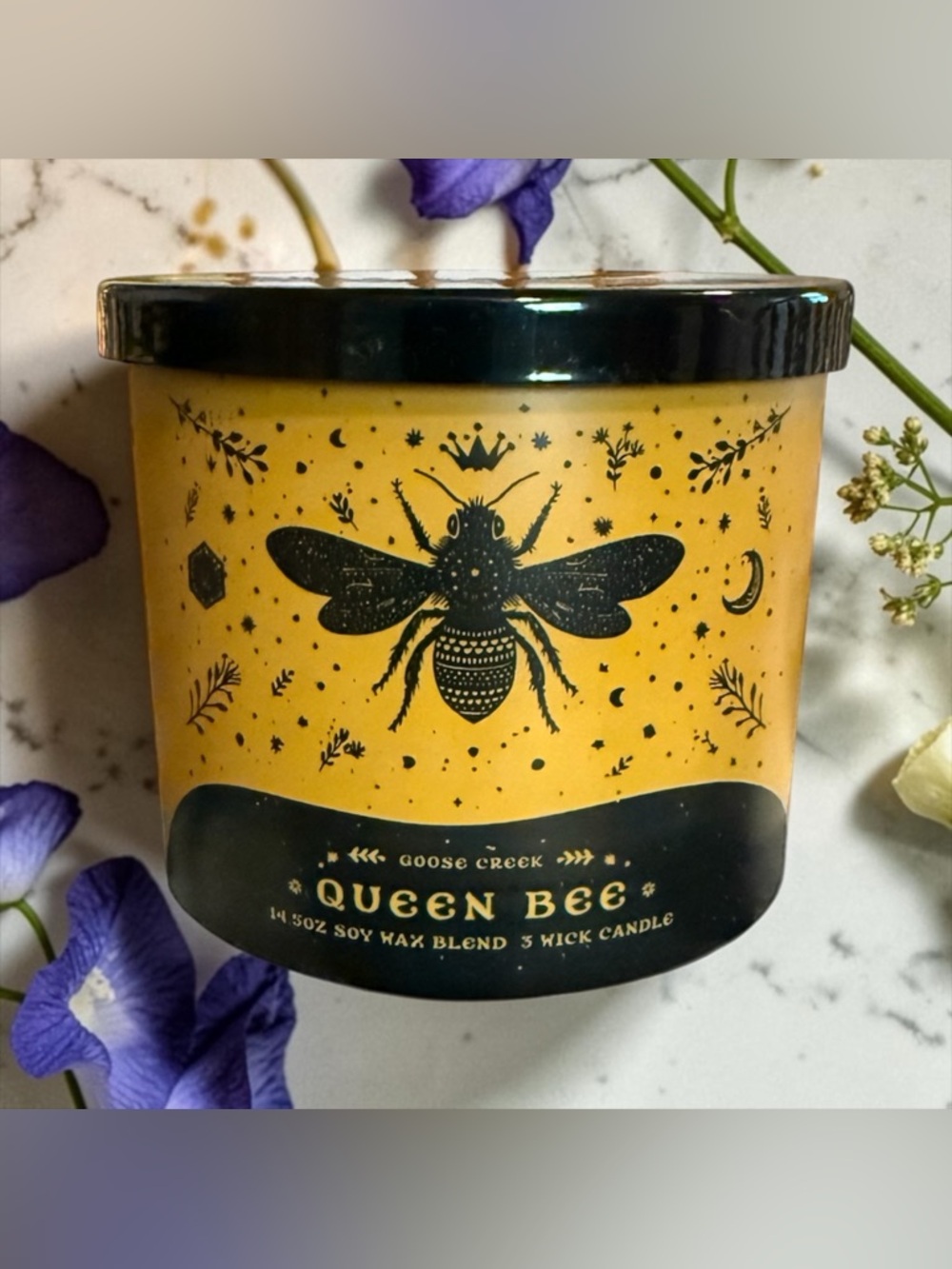 Queen Bee Scented Candle - Yellow